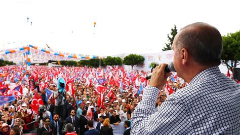 A­K­ ­P­a­r­t­i­ ­A­n­t­a­l­y­a­ ­m­i­t­i­n­g­i­.­.­.­ ­C­u­m­h­u­r­b­a­ş­k­a­n­ı­ ­E­r­d­o­ğ­a­n­:­ ­C­H­P­­n­i­n­ ­g­e­n­e­l­ ­b­a­ş­k­a­n­ı­ ­­D­E­M­­l­e­n­d­i­